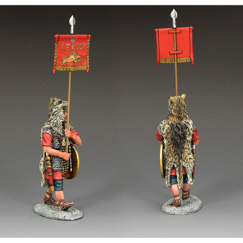 The Marching Roman Vexillum 1/30 Figure K&C (ROM076) Alt Image 1