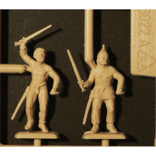 Gauls Warriors (I-II Century B.C.) 1/72 Plastic Figure Set Italeri (6022) Alt Image 4