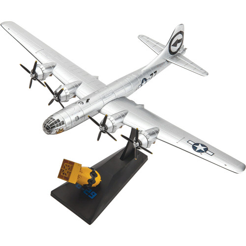 B-29 Superfortress 1/144 Die Cast Model - AF1-0112C Bockscar with 1/72 Scale Fatman Bomb Main Image