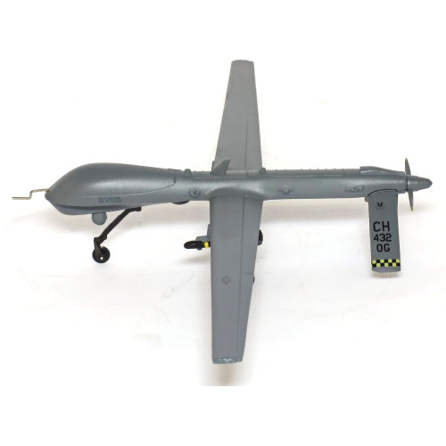 MQ-1 Predator 1/72 Die Cast Model Alt Image 3