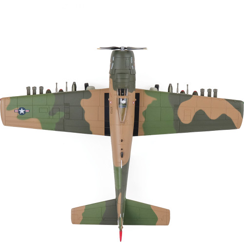 A-1H Skyraider 1/72 Die Cast Model - HA2922 Alt Image 5