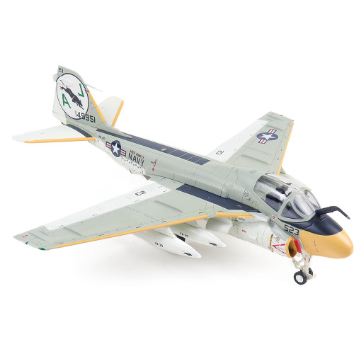 KA-6D Intruder 1/72 Die Cast Model - HC1002 Alt Image 1