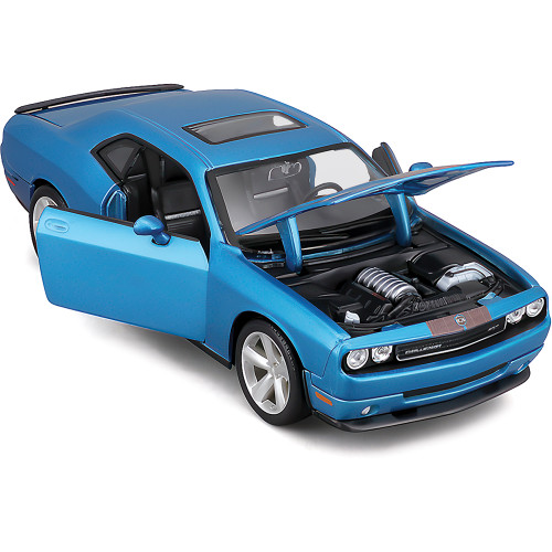 2008 Dodge Challenger SRT8 Alt Image 2