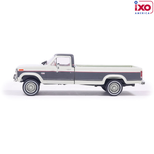 1986 Ford F-150 XLT Lariat Long Bed Styleside 4X2 - Colonial White Tu-Tone Alt Image 4