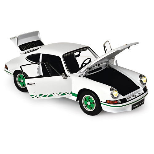 Porsche 911 - White Alt Image 1