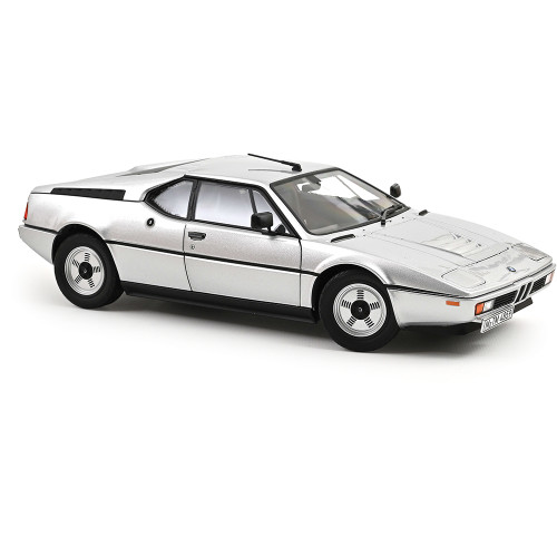 1980 BMW M1 - Silver Metallic Alt Image 4