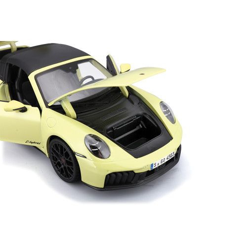 2025 Porsche 911 Carrera GTS (Hybrid) - Yellow Alt Image 7