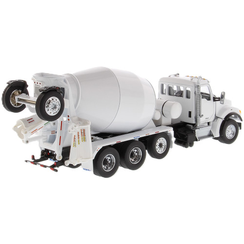 Kenworth T880S SBFA Tandem Mixer with Pusher & Tag Axles & McNeilus BridgeMaster Mixer Alt Image 2
