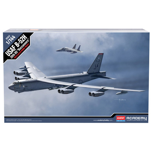 B-52 Stratofortress 1/144 Kit Alt Image 6