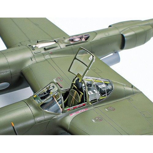 Lockheed P-38F/G Lightning 1/48 Kit Alt Image 2