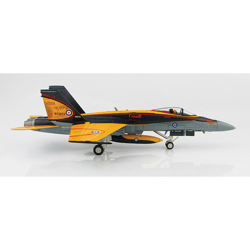 CF-18A Hornet 1/72 Die Cast Model - RCAF, Demo Team Alt Image 3