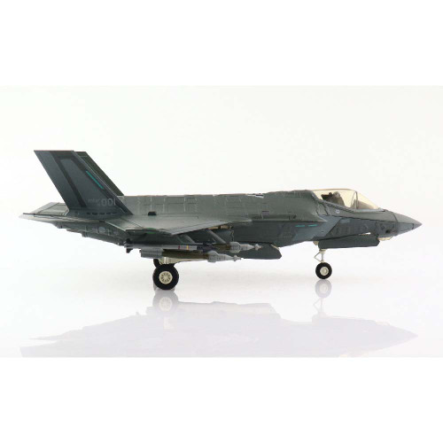 F-35A Lightning II 1/72 Die Cast Model - #18-001 Alt Image 1