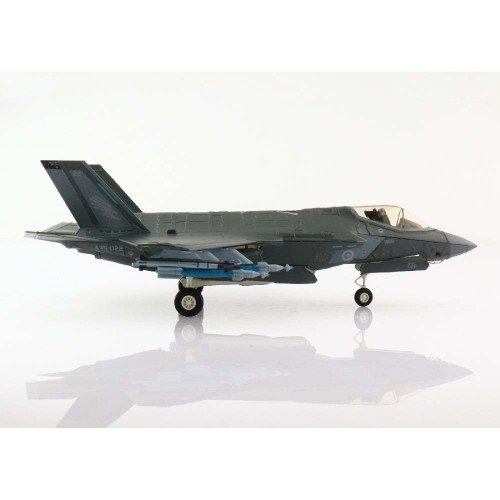 F-35A Lightning II 1/72 Die Cast Model - #A35-028 Alt Image 1