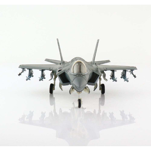 F-35A Lightning II 1/72 Die Cast Model - #A35-028 Alt Image 2