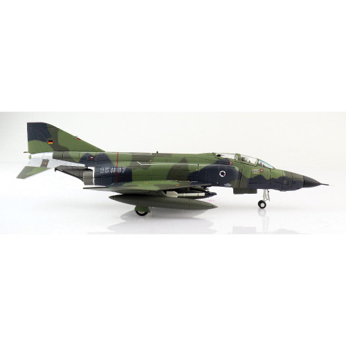 RF-4E Phantom 1/72 Die Cast Model Alt Image 1