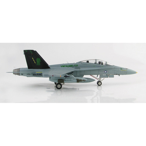 F/A-18D Hornet 1/72 Die Cast Model - #164685 Alt Image 3