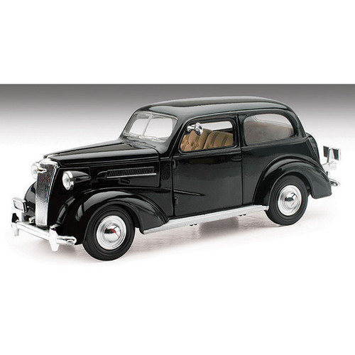 1937 Chevrolet Master Deluxe Town Sedan - 1/32 Scale Alt Image 1