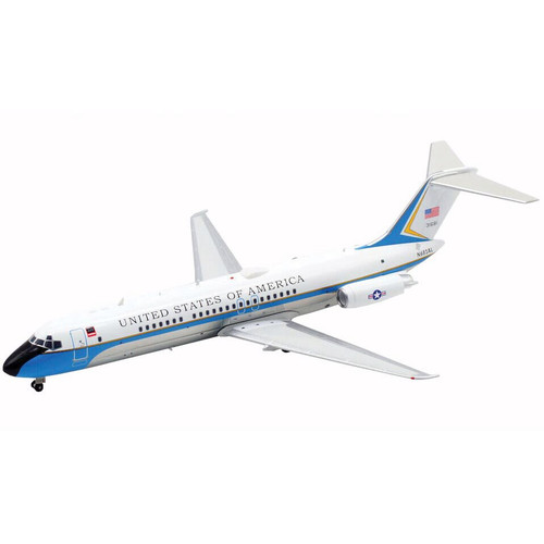 McDonnell Douglas VC-9C 1/200 Die Cast Model - USAF Main Image
