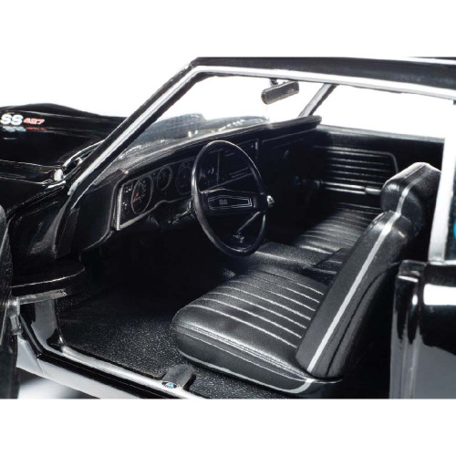 1969 Chevrolet Chevelle Hardtop 1/18 Die Cast Model Alt Image 2