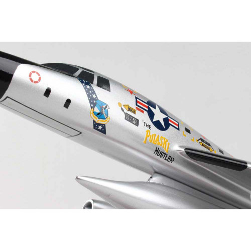 B-58A Hustler 1/72 Model Alt Image 1