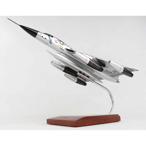 B-58A Hustler 1/72 Model Alt Image 4