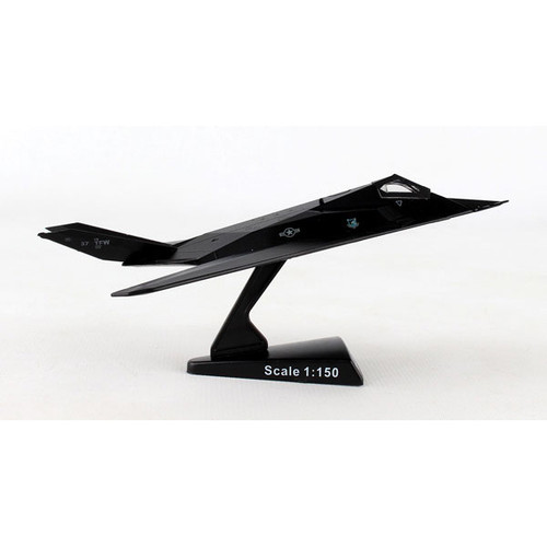 F-117 Nighthawk 1/150 Die Cast Model Alt Image 3
