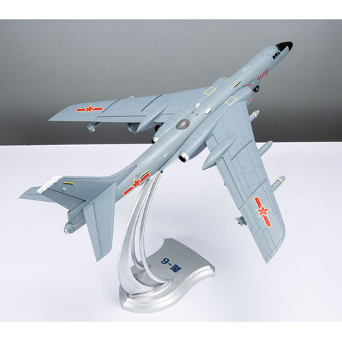H-6K 1/72 Die Cast Model Alt Image 1
