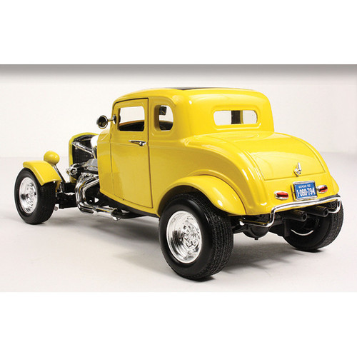 1932 Ford Coupe Hot Rod - 1/18 Scale Alt Image 1