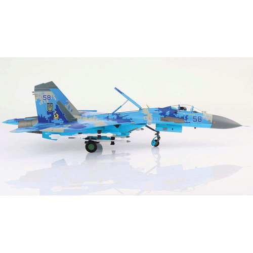 Su-27 Flanker B 1/72 Die Cast Model - HA6015 Ukrainian Air Force, Feb 2022 Alt Image 2