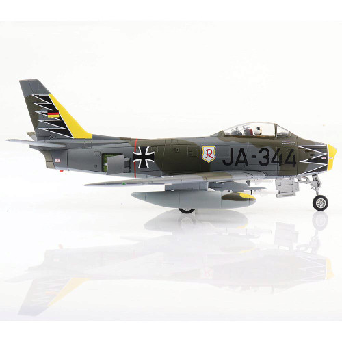 Sabre Mk.6 1/72 Die Cast Model - HA4319 JG 71 "Richthofen", Germany, 1961 Alt Image 2