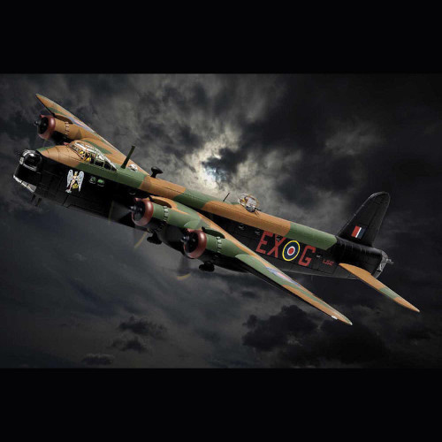 Short Stirling Mk. III 1/72 Die Cat Model - AA39504 Alt Image 1