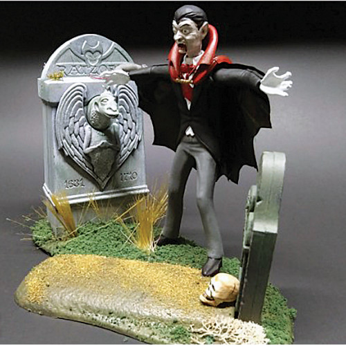 Haunted Manor: Flight of the Vampire 1/12 Kit Alt Image 3