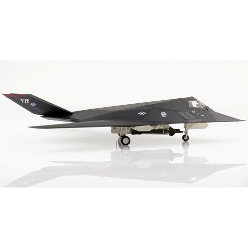 F-117A Nighthawk 1/72 Die Cast Model - HA5811 40 Years of Owning the Night, USAF, May 2022 Alt Image 2