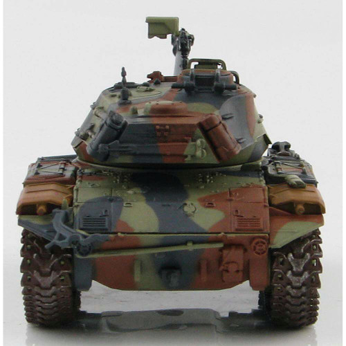 M41A3 Walker Bulldog Tank 1/72 Die Cast Model Alt Image 2