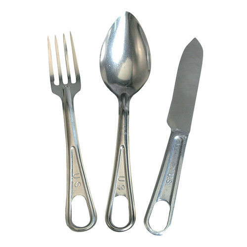 1943 U.S. World War II Utensil Set Main Image
