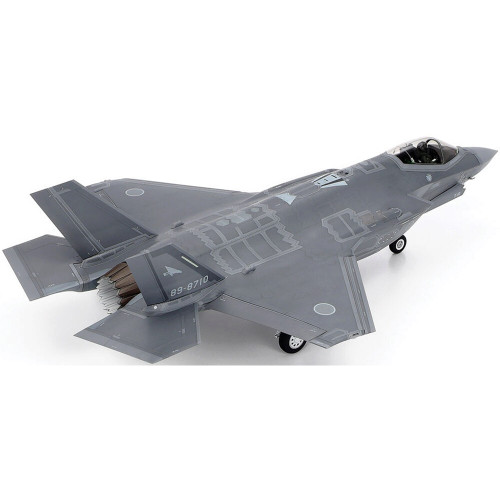 F-35 A LIGHTNING II 1/48 Kit Tamiya (61124) Alt Image 1