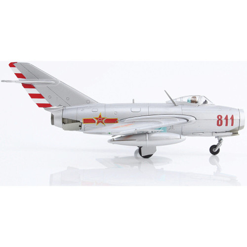 MIG-15bis 1/72 Die Cast Model - HA2421 Lt. V. I. Chizh, 72nd GvIAP, Anshan, 1 Nov. 1950 Alt Image 3