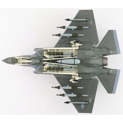 F-35C Lightning II 1/72 Die Cast Model - HA6208 VFA-147 "Argonauts", USS Carl Vinson, Nov 2021 Alt Image 5
