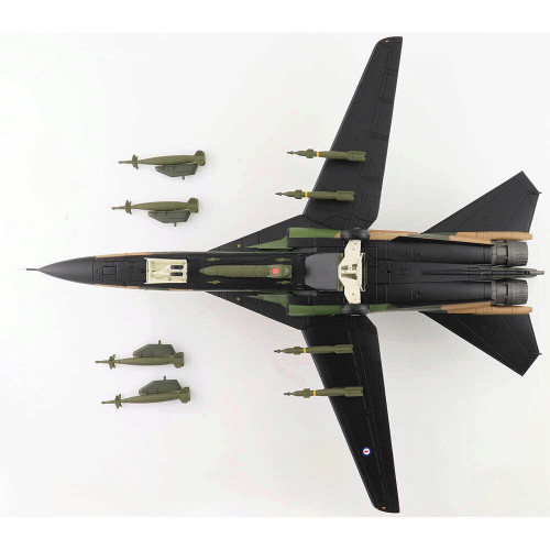 F-111C Aardvark 1/72 Die Cast Model - HA3030 No. 1 Sqn., RAAF, 1984/5 Alt Image 4