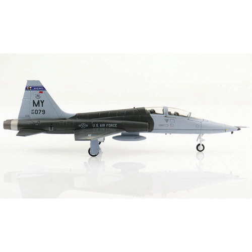 T-38C Talon 1/72 Die Cast Model - HA5407 49th FTS "Black Knights", Moody AFB, Georgia 2006 Alt Image 2