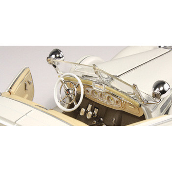 1936 Mercedes-Benz 500K - 1/18 Scale Alt Image 3