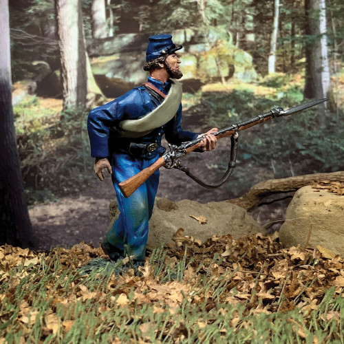 Irish Brigade Advancing Loading 1/30 Figure William Britain 31382 Alt Image 2