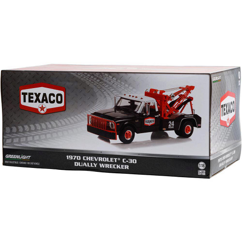 1970 Chevrolet C-30 Dually Wrecker - Texaco 24 Hour Road Service Alt Image 2