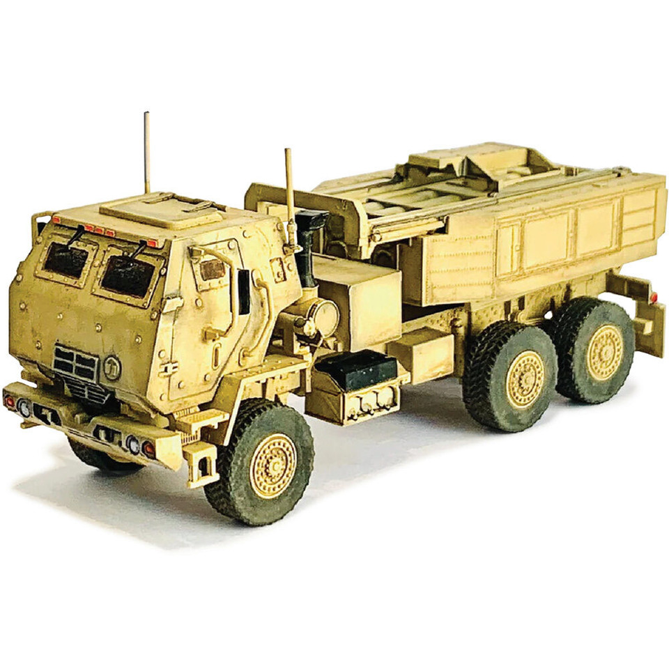 M142 HIMARS 1/72 Plastic Model - Desert Camo Main Image