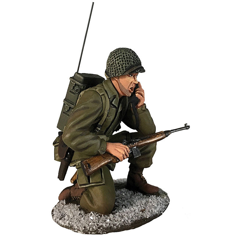 101st Airborne - Kneeling with SCR300 Radio 1/30 Figure Main Image
