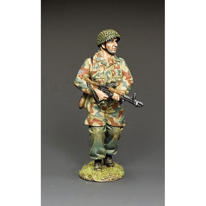 Fallschirmjager with FG42 Assault Rifle 1/30 Figure Main Image