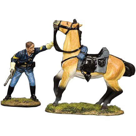 Holding on to His Horse 1/30 Figure Main Image