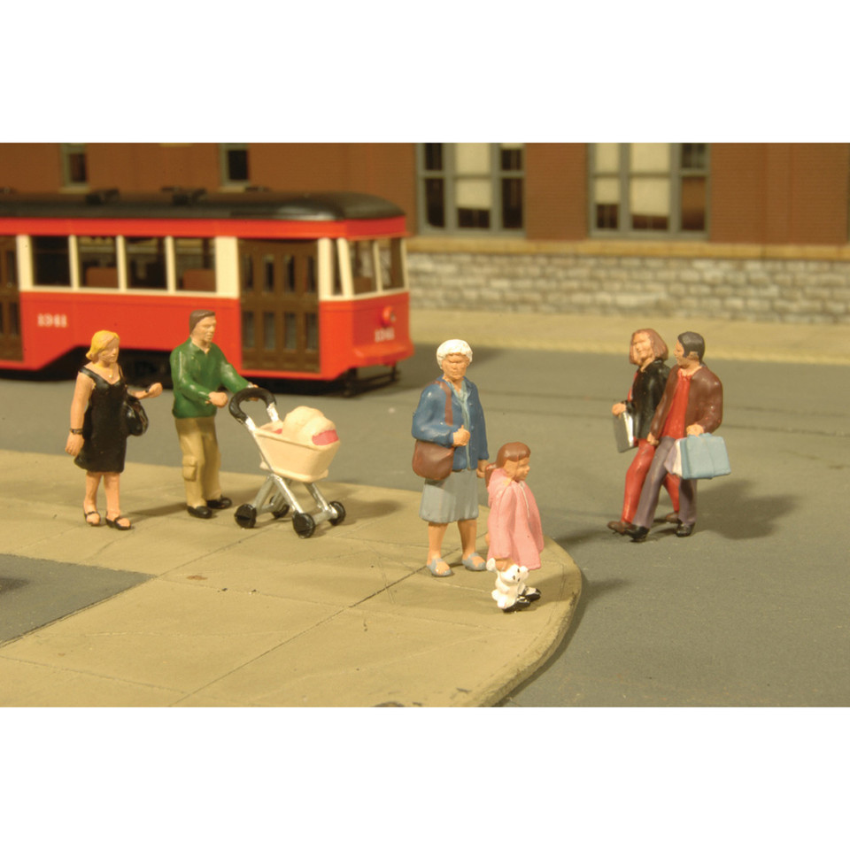 Strolling People Main Image