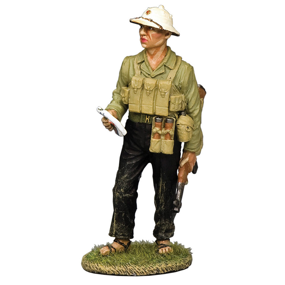 Commissar Delivering Orders 1/30 Figure - VN186 K&C (VN186) Main Image