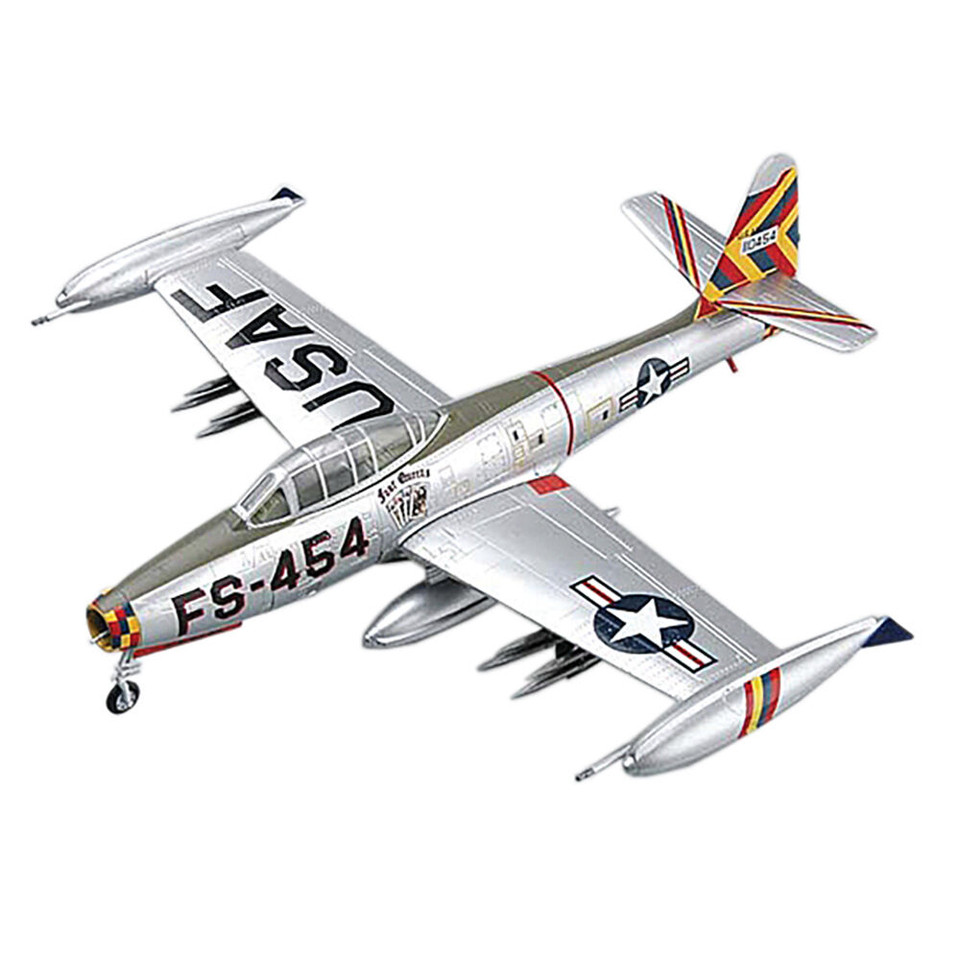F-84G Thunderjet 1/72 Plastic Model  Easy Model (36800) Main Image